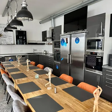 Meinpartments - Modern Business Apartmenthouse 3*