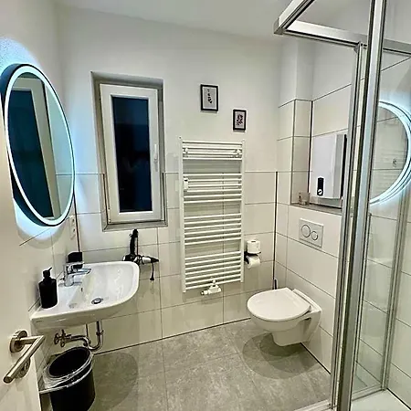 Meinpartments - Modern Business Apartmenthouse 3* Wolfsburg
