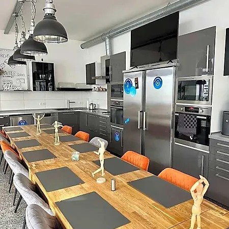 Meinpartments - Modern Business Apartmenthouse